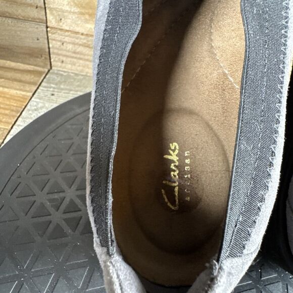 Clarks Artisan Womens Size 6 Bellevue Cedar Gray Suede Slip On Comfort Shoes - Picture 7 of 10
